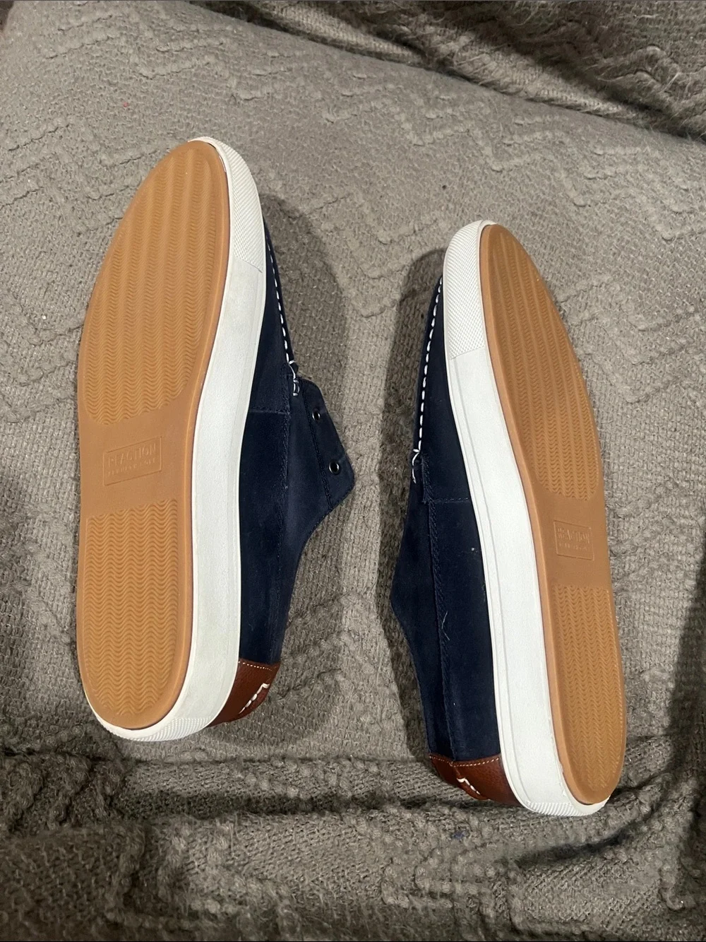 Kenneth Cole Reaction navy suede
